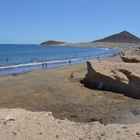 Atico-apartamento, El Medano, Zona Surf, Terrazas, Vistas, Trastero Y Garaje El Medano (Tenerife)