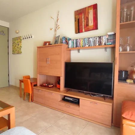 Atico-apartamento, El Medano, Zona Surf, Terrazas, Vistas, Trastero Y Garaje Apartment *